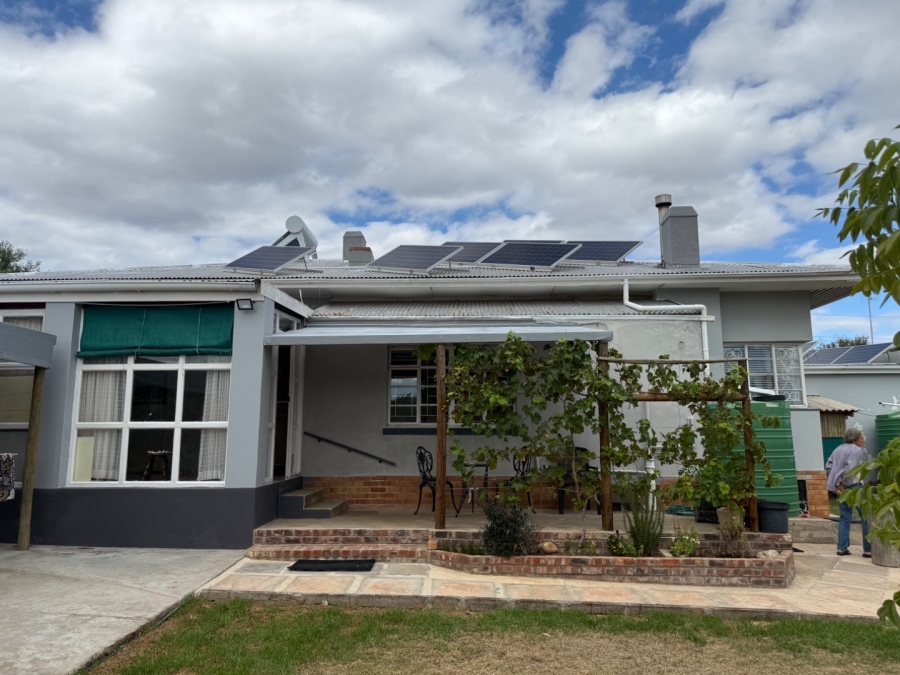 5 Bedroom Property for Sale in Ladismith Western Cape